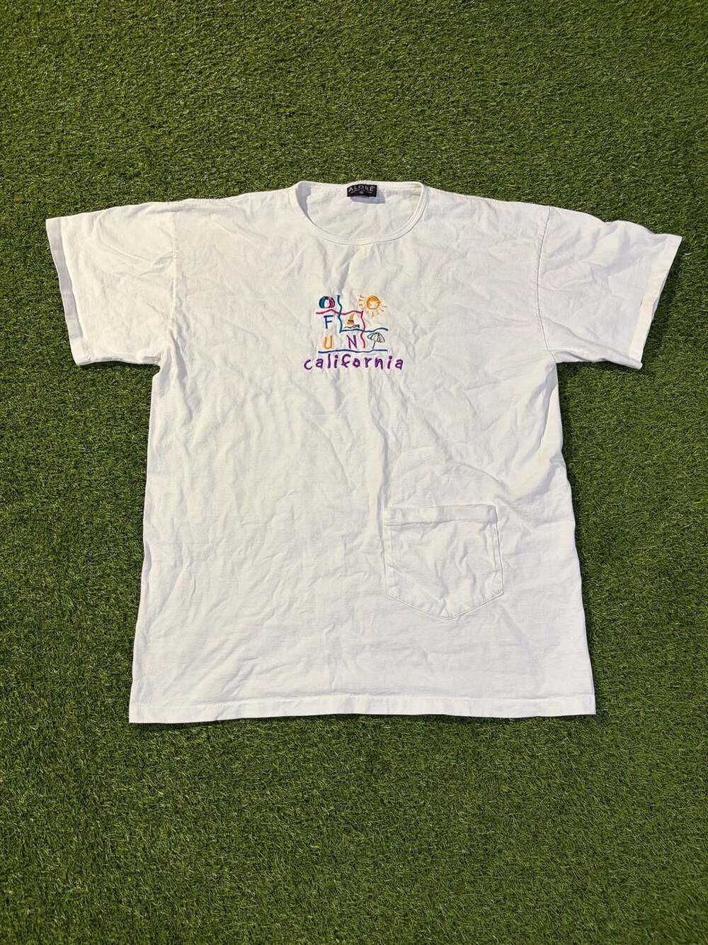 Vintage 90s Alore California Fun Beach Graphic Embroidered Pocket T-Shirt